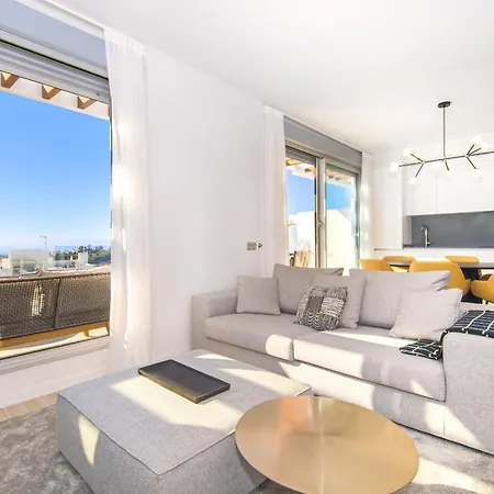 Lm352b- Spacious Family Penthouse With Sea View Apartment *
