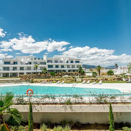 Lm352b- Spacious Family Penthouse With Sea View * Estepona